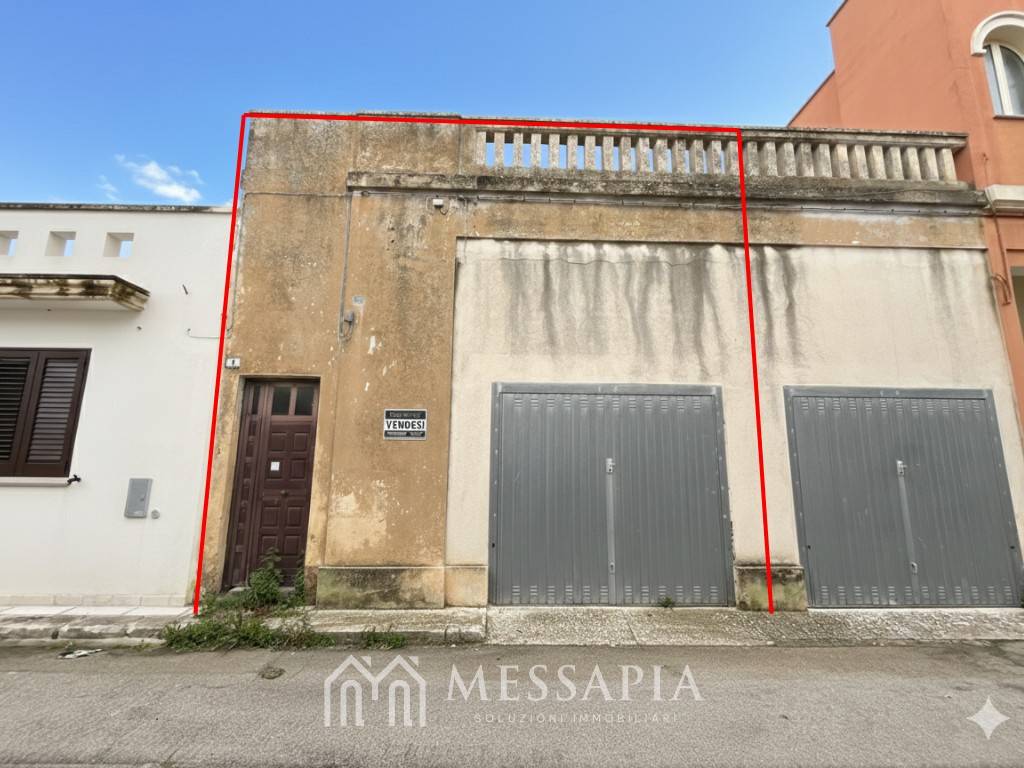 casa indipendente in vendita ad Alessano
