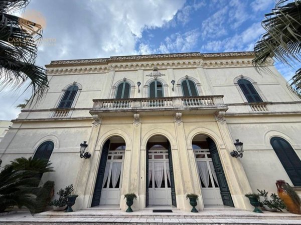 casa indipendente in vendita ad Alessano