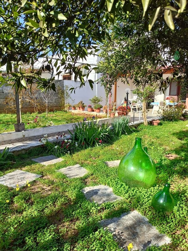 casa indipendente in vendita ad Alessano