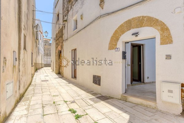 casa indipendente in vendita ad Alessano in zona Montesardo