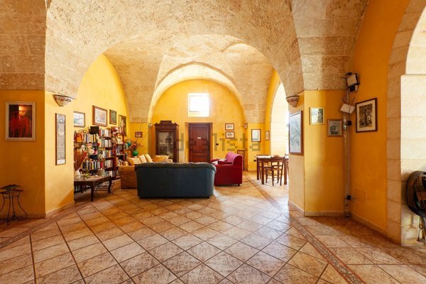 casa indipendente in vendita ad Alessano