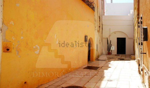 casa indipendente in vendita ad Alessano in zona Montesardo
