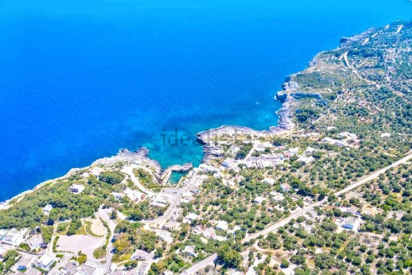 casa indipendente in vendita ad Alessano in zona Montesardo
