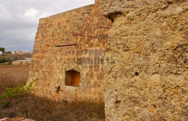 casa indipendente in vendita ad Alessano in zona Montesardo