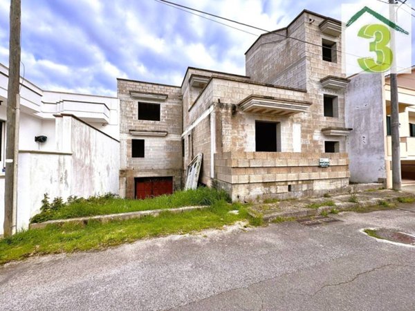 casa indipendente in vendita ad Alessano in zona Montesardo