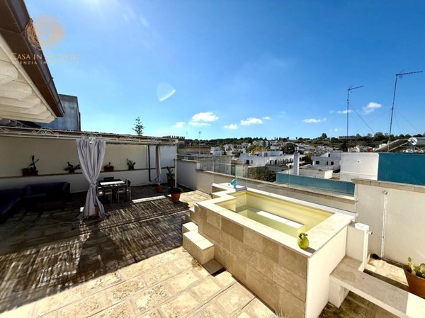 casa indipendente in vendita ad Alessano in zona Montesardo