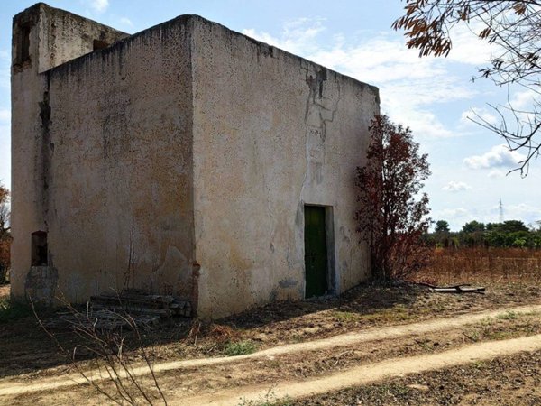 casa indipendente in vendita ad Alezio