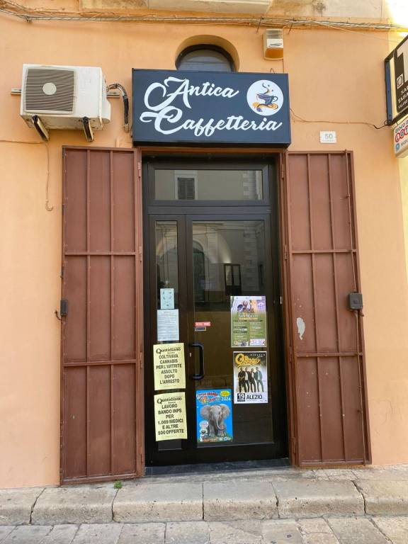 negozio in vendita ad Alezio