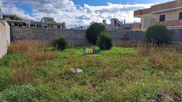 casa indipendente in vendita ad Alezio