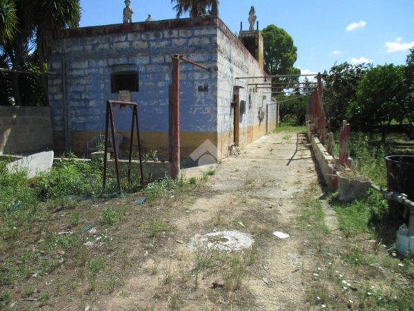 casa indipendente in vendita ad Alezio