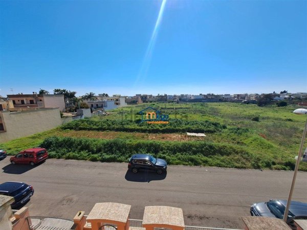 terreno edificabile in vendita ad Alezio