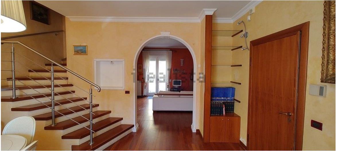 casa indipendente in vendita ad Alezio