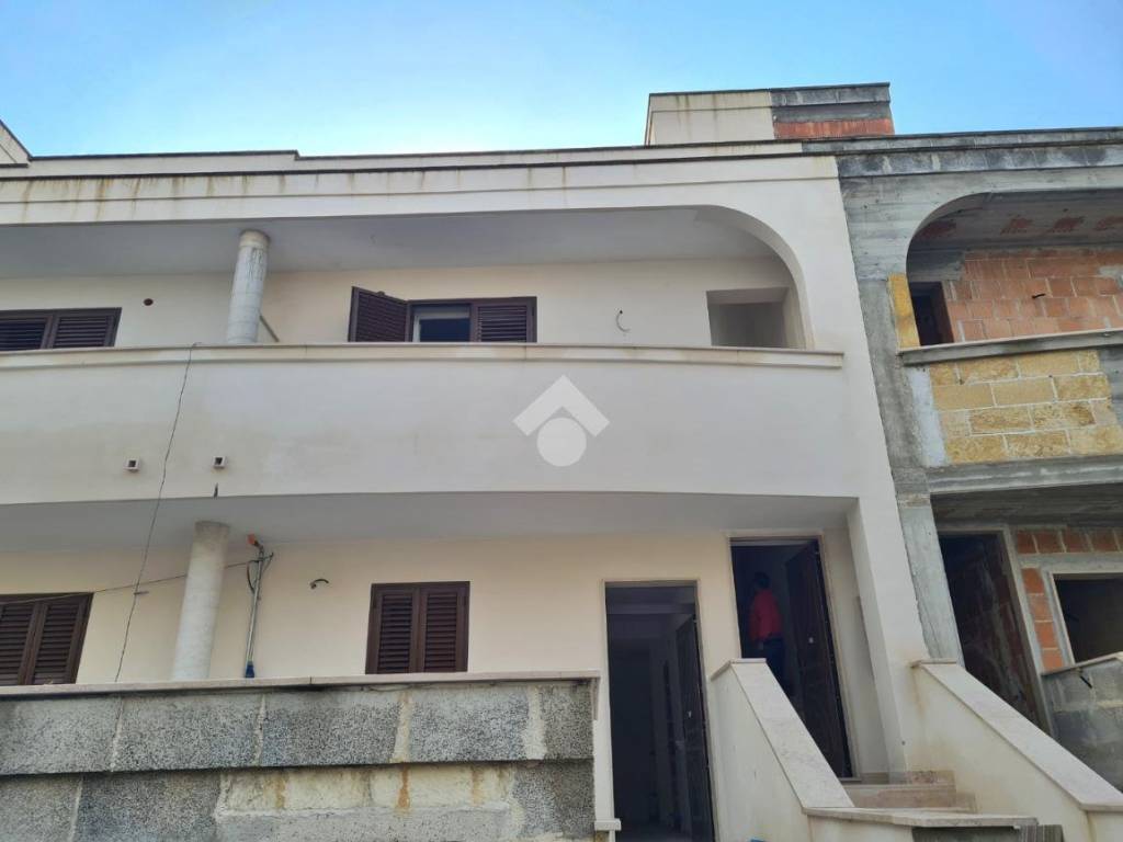 casa indipendente in vendita ad Alezio