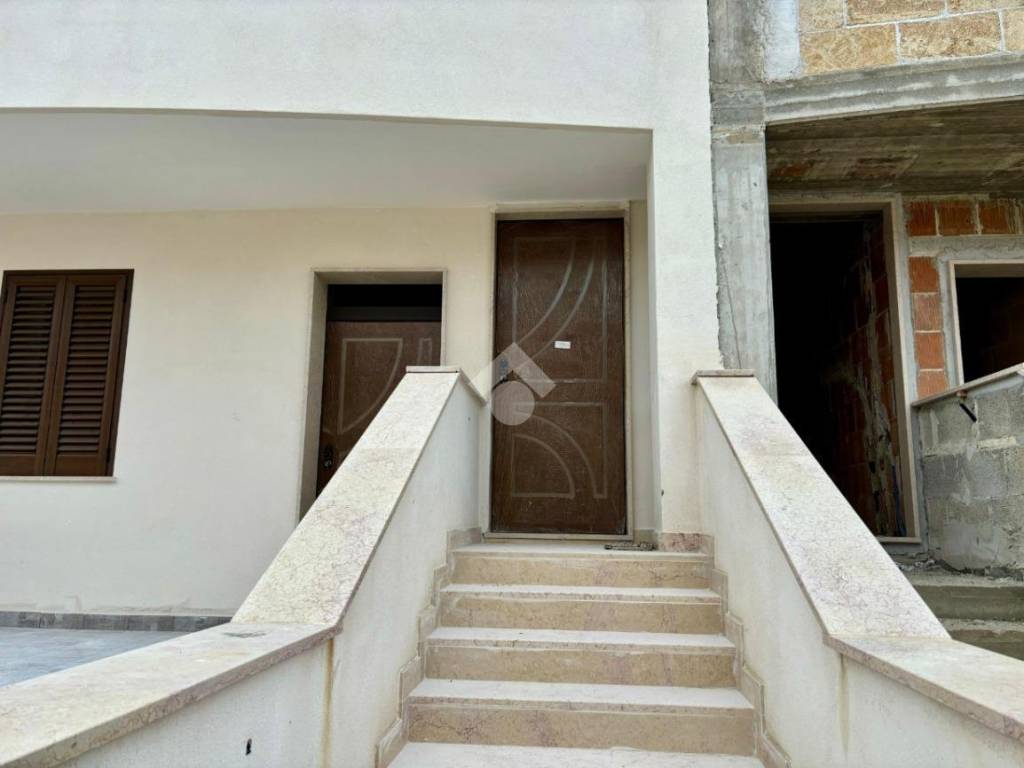 casa indipendente in vendita ad Alezio