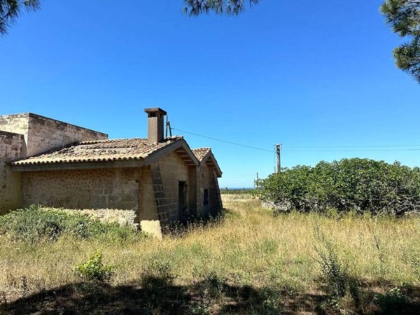 casa indipendente in vendita ad Alezio