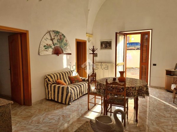 casa semindipendente in vendita ad Alezio