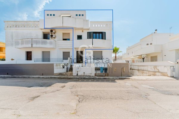 casa indipendente in vendita ad Alezio
