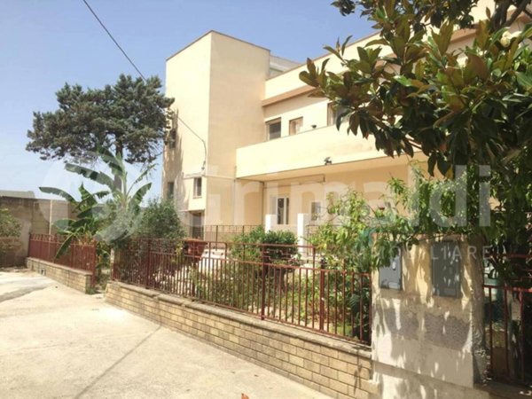 casa indipendente in vendita ad Alezio