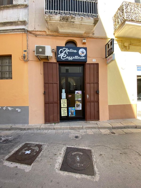 negozio in vendita ad Alezio