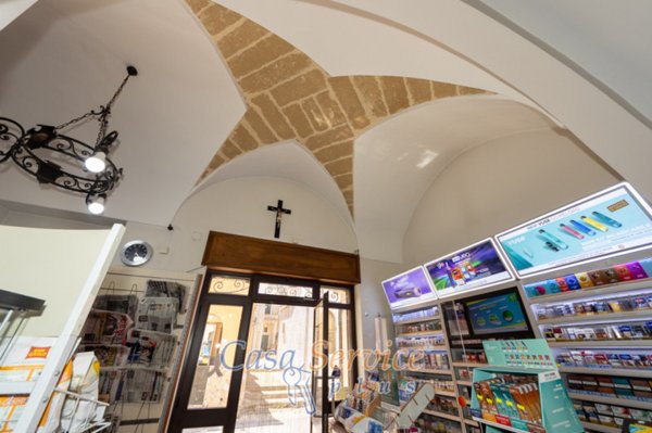 negozio in vendita ad Alezio