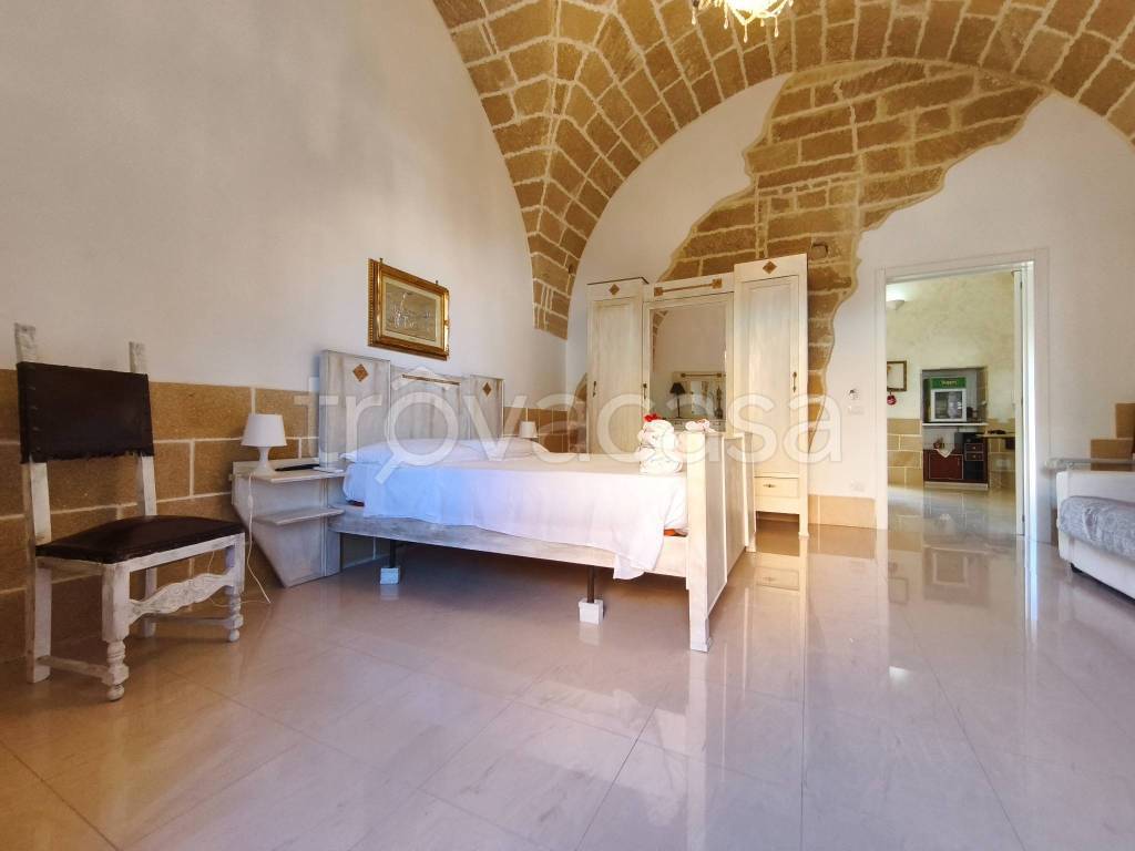 casa indipendente in vendita ad Alezio