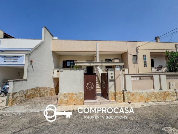 casa indipendente in vendita ad Alezio