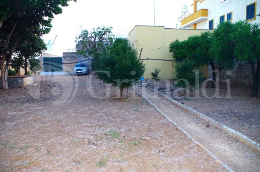 casa indipendente in vendita ad Alezio