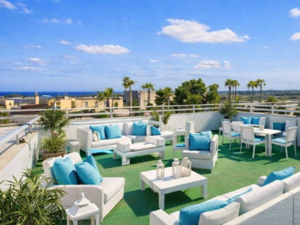 casa indipendente in vendita ad Alezio