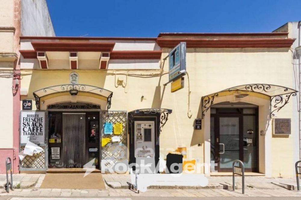 negozio in vendita ad Alezio