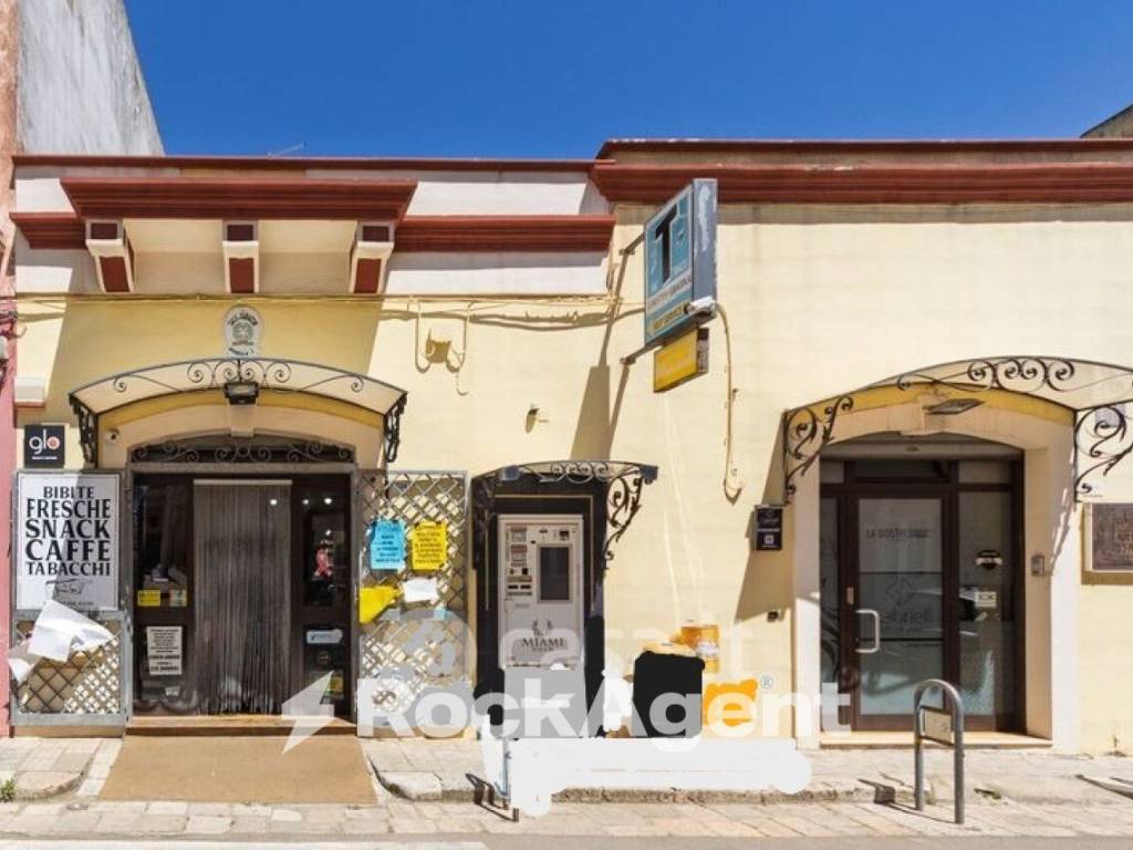 negozio in vendita ad Alezio