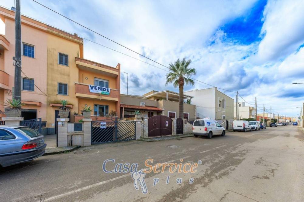 casa indipendente in vendita ad Alezio