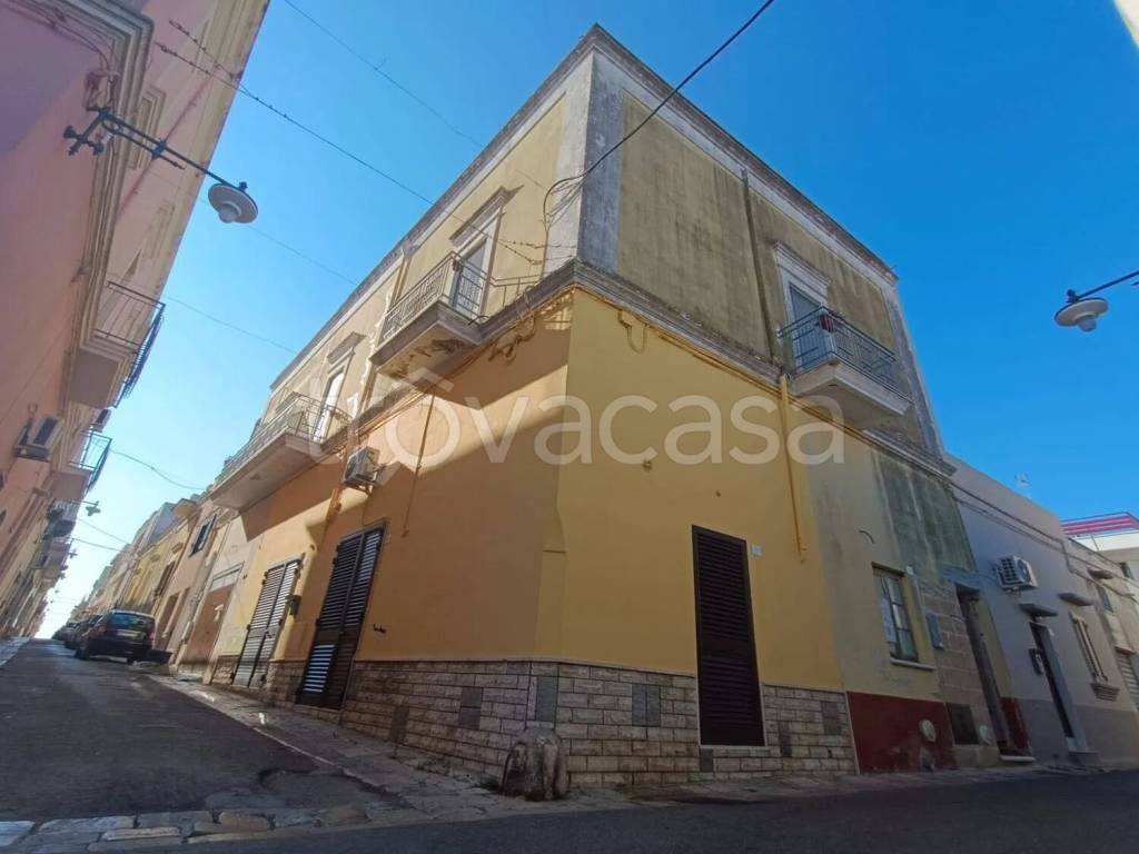 casa indipendente in vendita ad Alezio