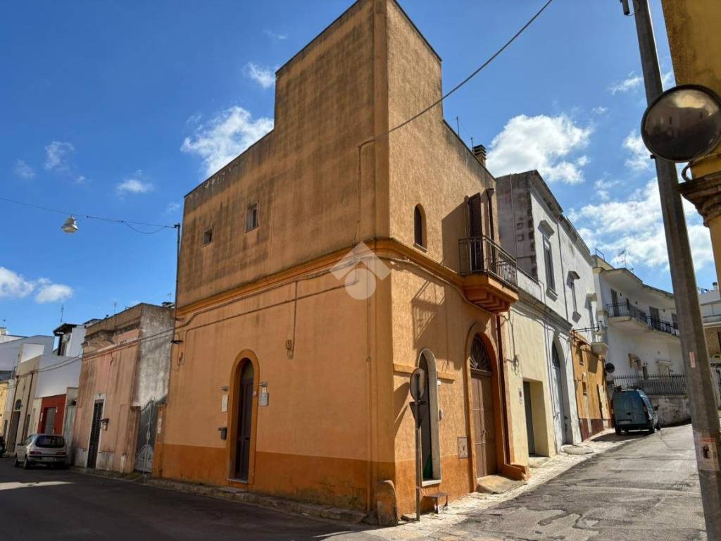 casa semindipendente in vendita ad Alezio