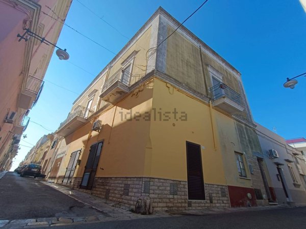 casa indipendente in vendita ad Alezio