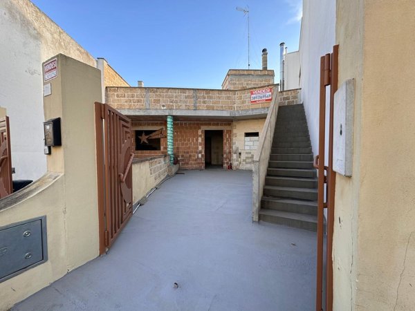 casa indipendente in vendita ad Alezio