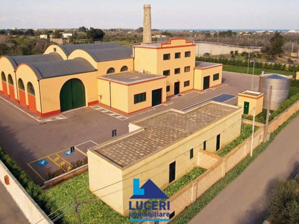 negozio in vendita ad Alezio