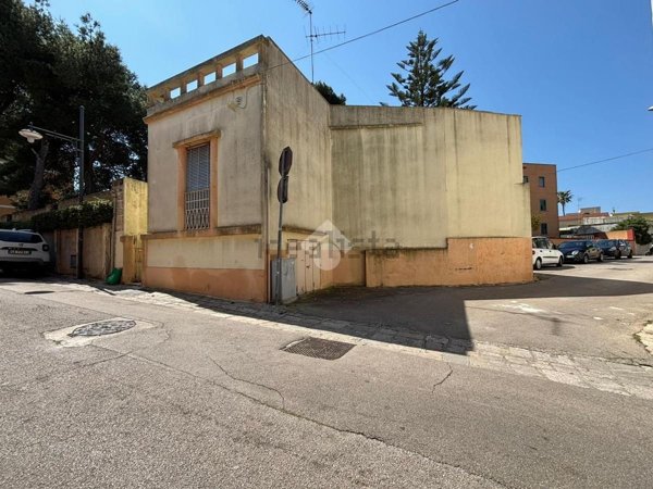 casa indipendente in vendita ad Alezio