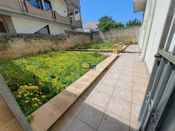 casa indipendente in vendita ad Alezio