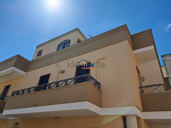 casa indipendente in vendita ad Alezio