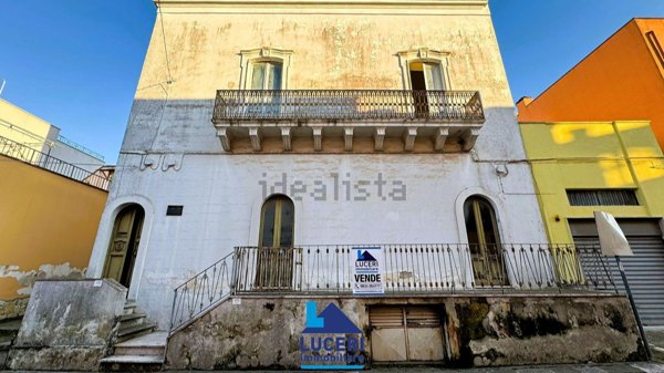 casa indipendente in vendita ad Alezio