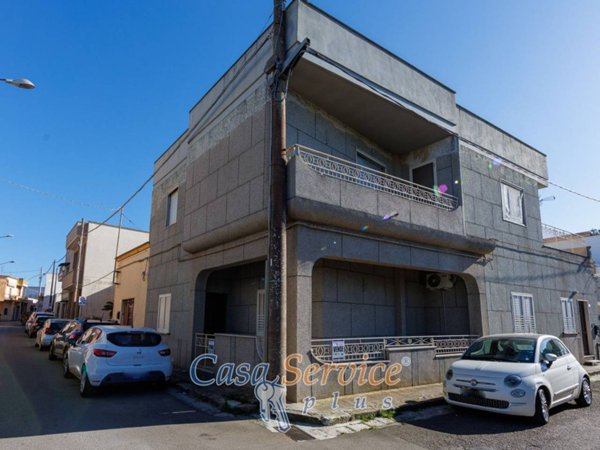 casa indipendente in vendita ad Alezio