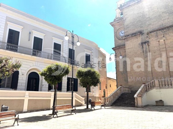 casa indipendente in vendita ad Alezio