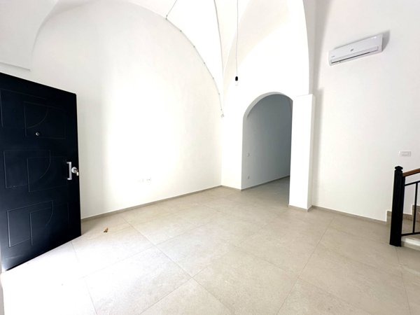 casa indipendente in vendita ad Alezio