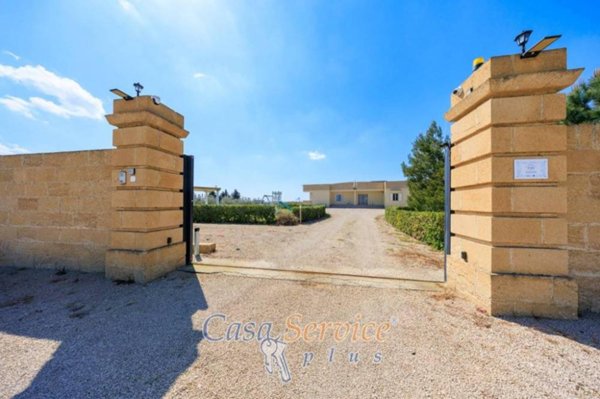 casa indipendente in vendita ad Alezio