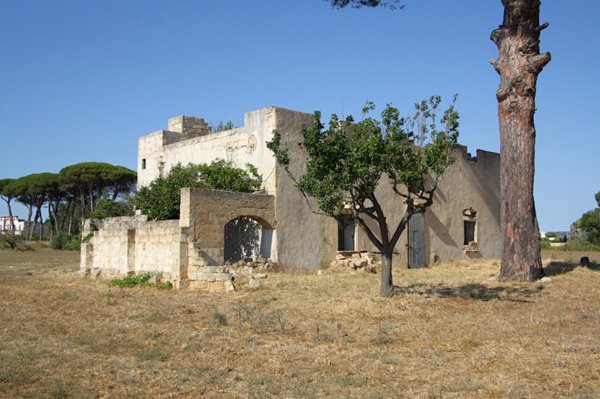 casa indipendente in vendita ad Alezio