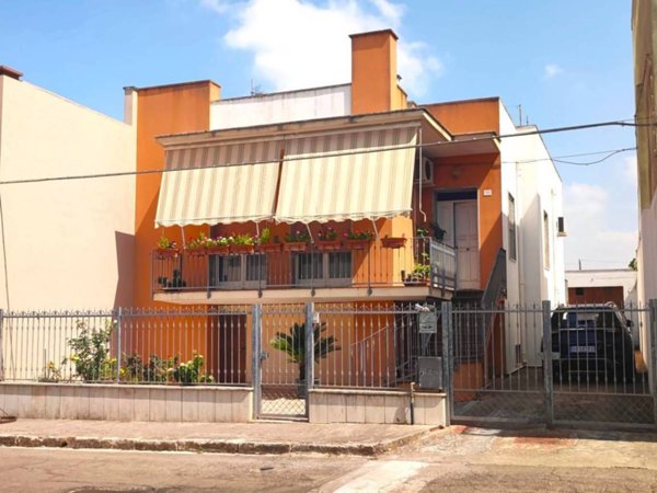 casa indipendente in vendita ad Alezio