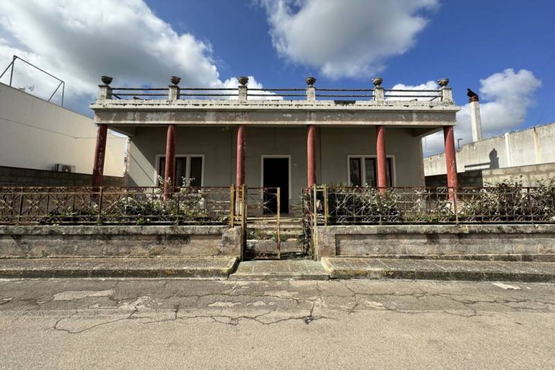 casa indipendente in vendita ad Alliste in zona Felline