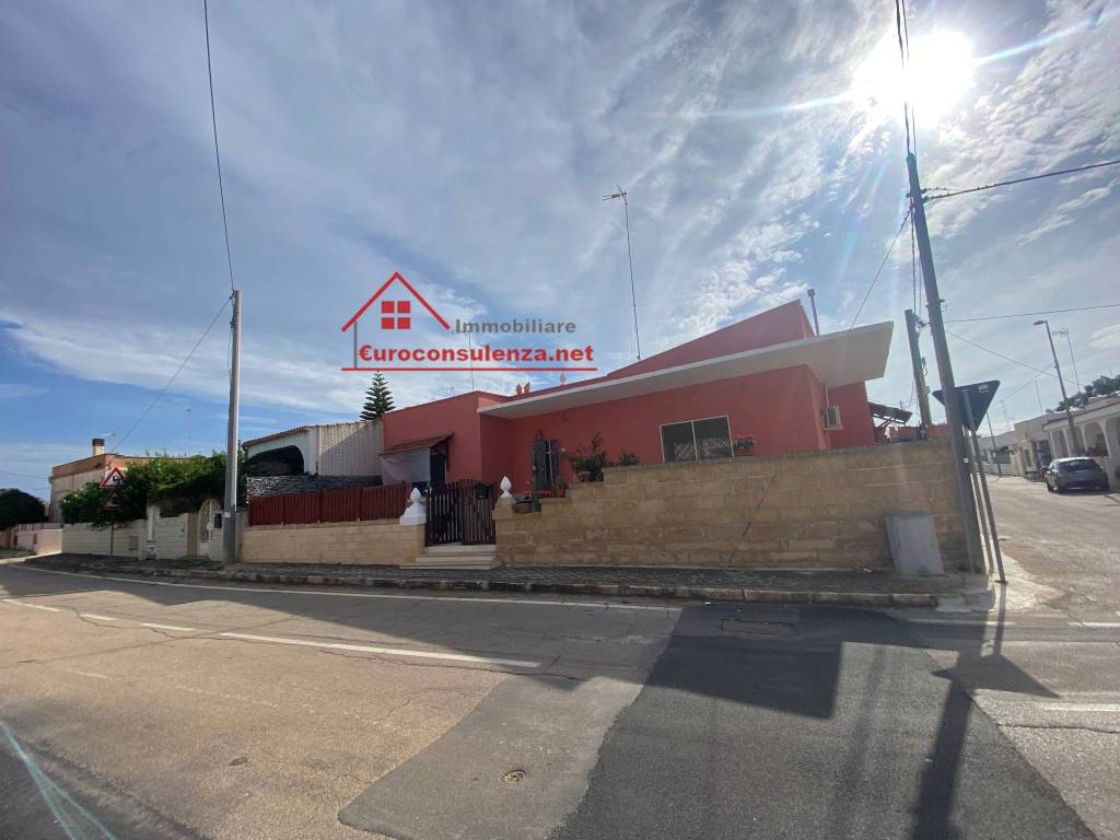 appartamento in vendita ad Alliste in zona Capilungo