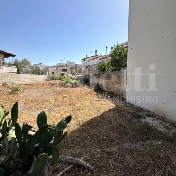 casa indipendente in vendita ad Alliste
