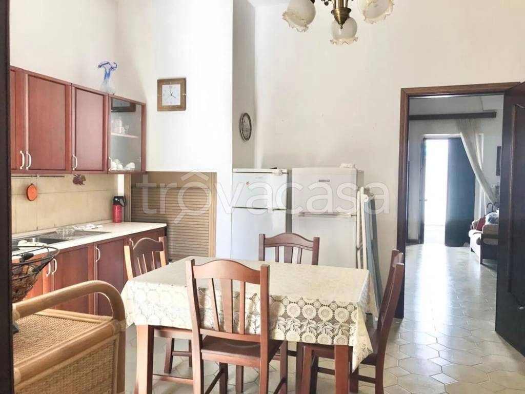 casa indipendente in vendita ad Alliste in zona Capilungo